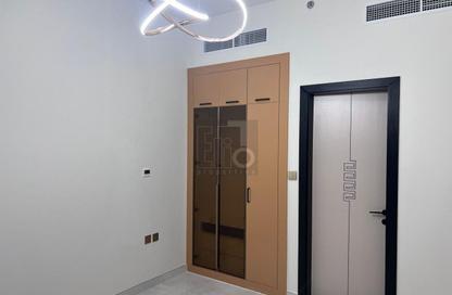 شقة - غرفة نوم - 2 حمامات للايجار في سكايز من دانوب - ارجان - دبي