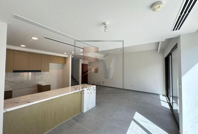 87030472 - Property Image 3