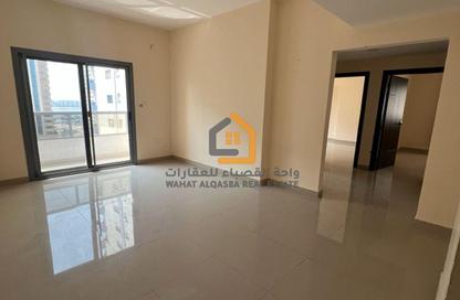 Apartment - 2 Bedrooms - 2 Bathrooms for rent in Safia Tower - Al Majaz 3 - Al Majaz - Sharjah