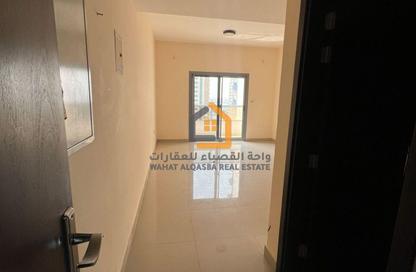 Apartment - 2 Bedrooms - 2 Bathrooms for rent in Safia Tower - Al Majaz 3 - Al Majaz - Sharjah