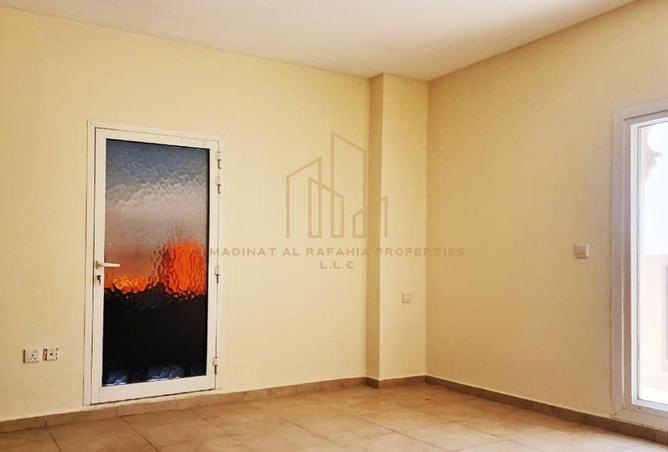 121121630 - Property Image 2