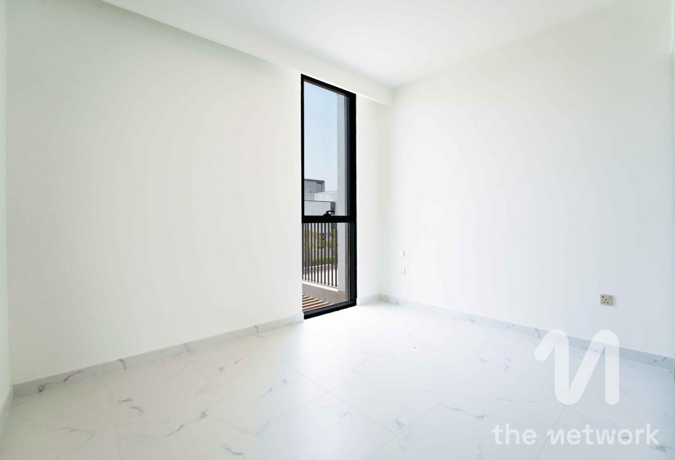 Central Perk View | Vacant | View Today photo 16