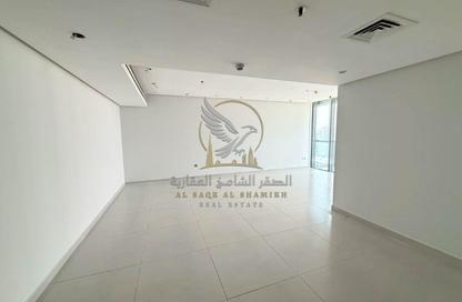 Apartment - 2 - 3 for rent in Al Mamzar 1 - Al Mamzar - Sharjah - Sharjah Apartment - 2 - 3 for rent in Al Mamzar 1 - Al Mamzar - Sharjah - Sharjah