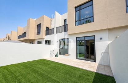 Townhouse - 2 - 4 for sale in Nasma Residence - Al Tai - Sharjah