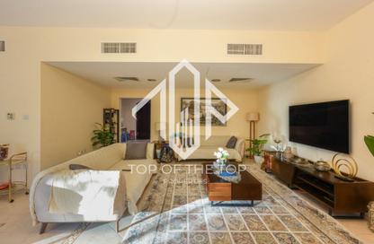 Villa - 4 Bedrooms - 6 Bathrooms for rent in Seashore - Rabdan - Abu Dhabi Villa - 4 Bedrooms - 6 Bathrooms for rent in Seashore - Rabdan - Abu Dhabi