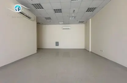 Shop - Studio for rent in Dafan Al Nakheel - Ras Al Khaimah