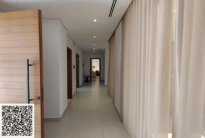 98252045 - Property Image 3
