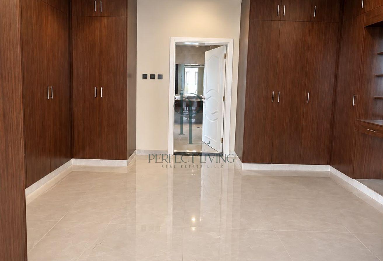 Spacious Villa| Large Plot | Premium Family Living photo 6