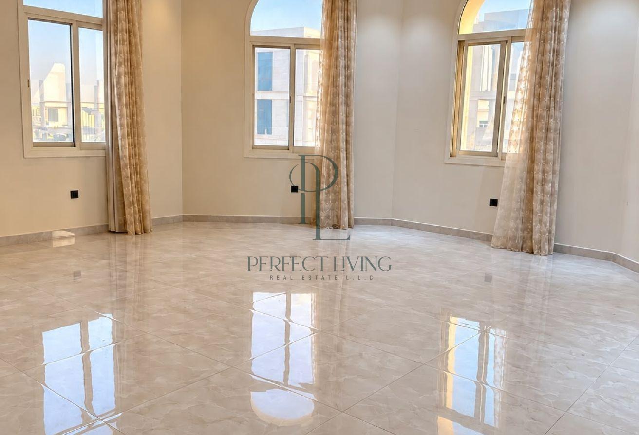 Spacious Villa| Large Plot | Premium Family Living photo 5