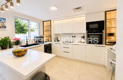 Townhouse - 3 - 3 for rent in Springs 11 - The Springs - Dubai
