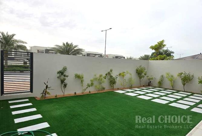 2-bed villa in The Pulse Villas · Furnished · Maid's room — photo 2