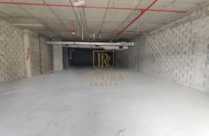 Retail - Studio for rent in Masaken Al Muteena 02 - Al Muteena - Deira - Dubai Retail - Studio for rent in Masaken Al Muteena 02 - Al Muteena - Deira - Dubai
