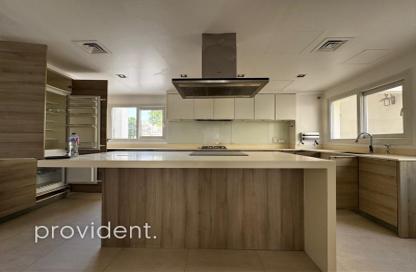 Villa - 4 - 4 for rent in Meadows 4 - Meadows - Dubai