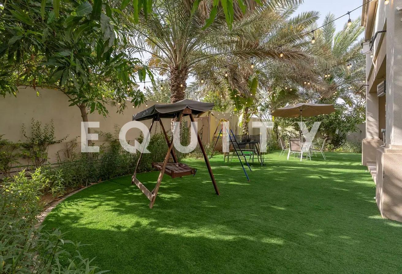 Landscaped Garden | Water Feature | Large Plot photo 12