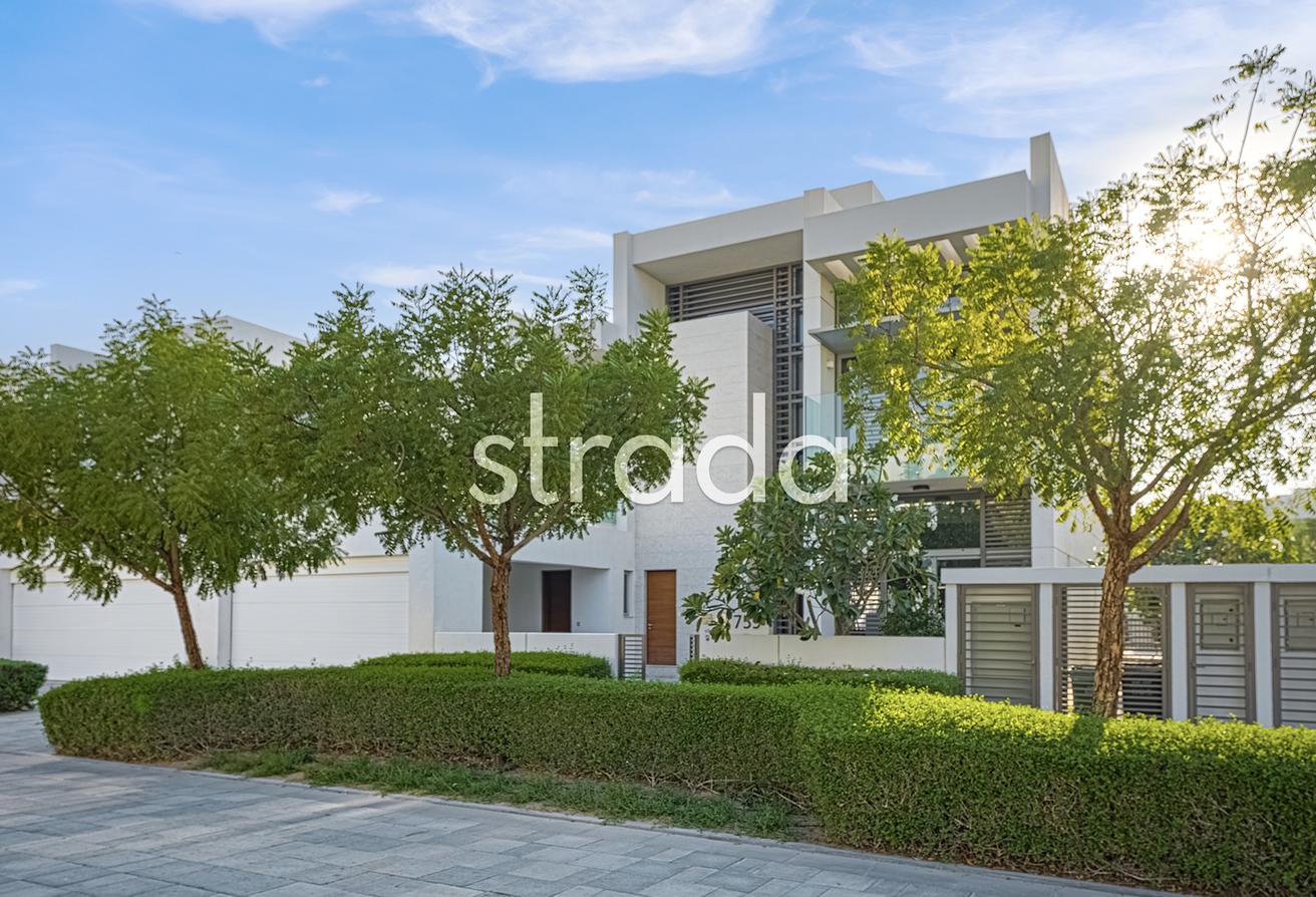 Landscaped | Contemporary | 4BR photo 2