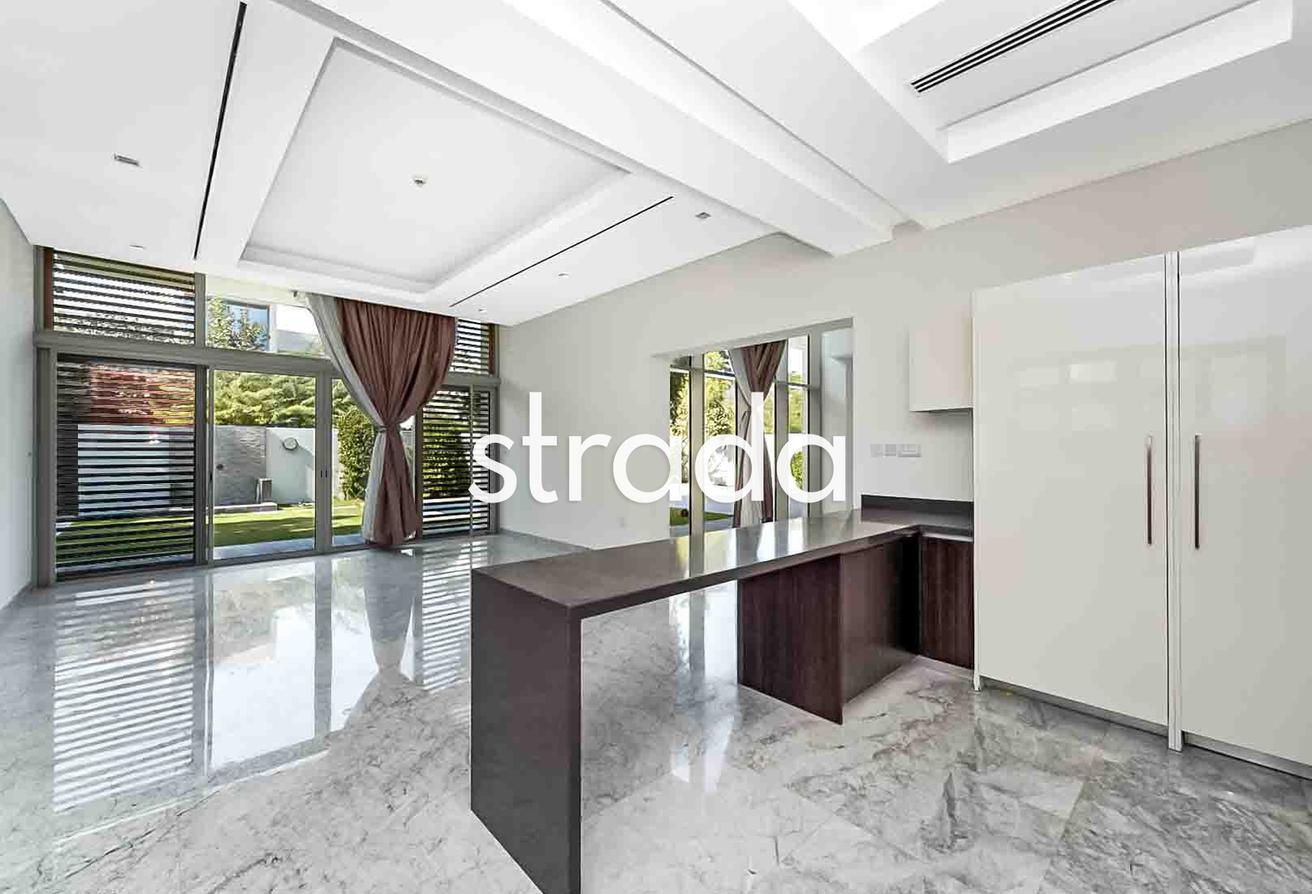 Landscaped | Contemporary | 4BR photo 5