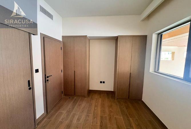 4-bed townhouse in Malta — photo 3