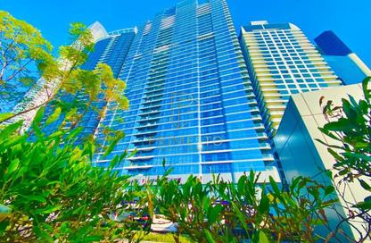 Apartment - 3 - 4 for rent in Wave tower - Corniche Road - Abu Dhabi