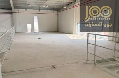 Warehouse - Studio - 3 for rent in Umm Al Thuoob - Umm Al Quwain