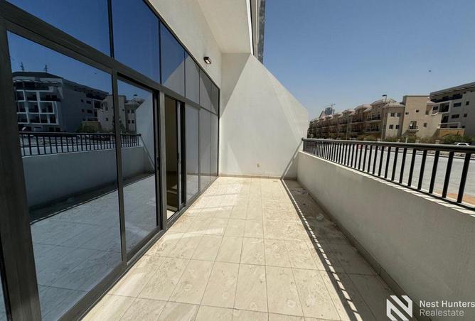 100837837 - Property Image 2