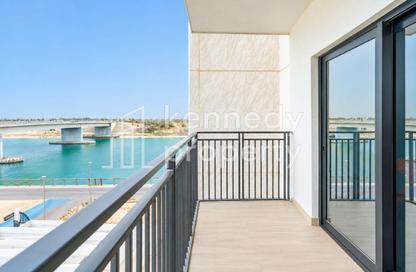 Apartment - 1 - 1 for rent in Waters Edge - Yas Island - Abu Dhabi
