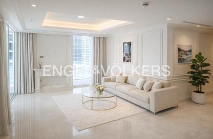 Apartment - 2 Bedrooms - 2 Bathrooms for rent in Palace Beach Residence Tower 2 - Palace Beach Residence - EMAAR Beachfront - Dubai Harbour - Dubai