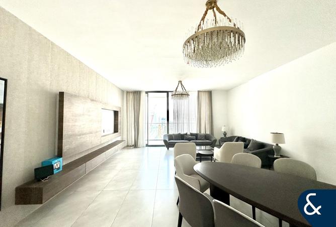 Luxury Finish | Furnished | Ready To Move photo 2