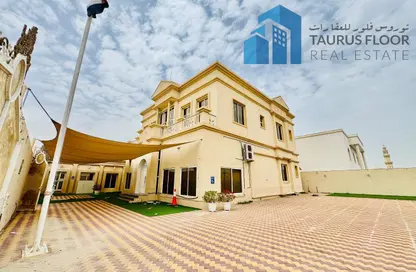 فيلا - استوديو - 8 حمامات للايجار في القصيص 2 - منطقة القصيص السكنية - القصيص - دبي