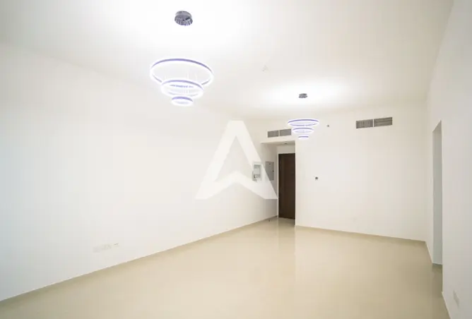 135622975 - Property Image 3