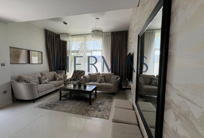 136108551 - Property Image 2