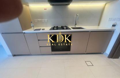 Apartment - Studio - 1 Bathroom for rent in Vista by Prestige One - Dubai Sports City - Dubai