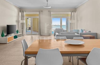 Apartment - 2 - 4 for rent in Al Das - Shoreline Apartments - Palm Jumeirah - Dubai
