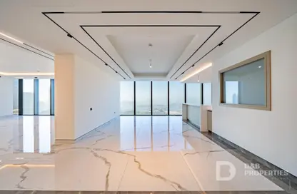 Apartment - 4 Bedrooms - 6 Bathrooms for rent in The S Tower - Dubai Internet City - Dubai