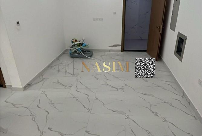 73843970 - Property Image 2