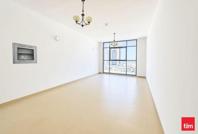 77798905 - Property Image 2