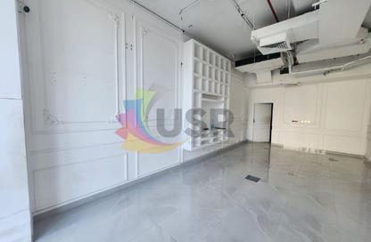 Shop - Studio - 1 for rent in Oud Metha - Bur Dubai - Dubai Shop - Studio - 1 for rent in Oud Metha - Bur Dubai - Dubai