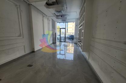 Shop - Studio - 1 for rent in Oud Metha - Bur Dubai - Dubai Shop - Studio - 1 for rent in Oud Metha - Bur Dubai - Dubai