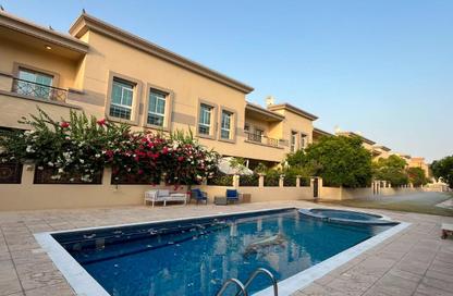 Villa - 4 Bedrooms - 5 Bathrooms for rent in Umm Suqeim 2 Villas - Umm Suqeim 2 - Umm Suqeim - Dubai Villa - 4 Bedrooms - 5 Bathrooms for rent in Umm Suqeim 2 Villas - Umm Suqeim 2 - Umm Suqeim - Dubai