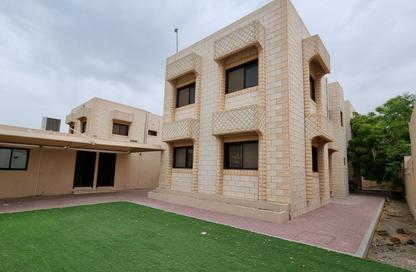 Villa - 3 Bedrooms - 5 Bathrooms for rent in Al Manara - Dubai