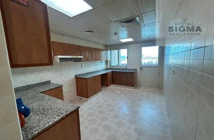 Apartment - 2 Bedrooms - 5 Bathrooms for rent in Oud Metha - Bur Dubai - Dubai