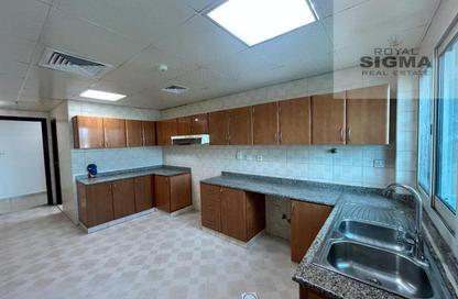 Apartment - 2 Bedrooms - 5 Bathrooms for rent in Oud Metha - Bur Dubai - Dubai
