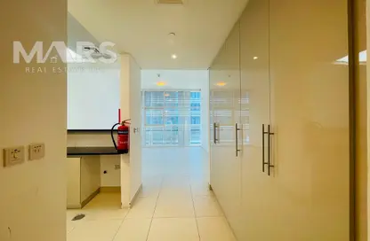 Apartment - 1 Bathroom for rent in Thanaya Building - Khalifa Park - Eastern Road - Abu Dhabi