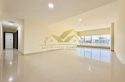 شقة - 2 غرف نوم - 3 حمامات للايجار في مبني إنفينيتي - شارع الشيخ زايد - دبي