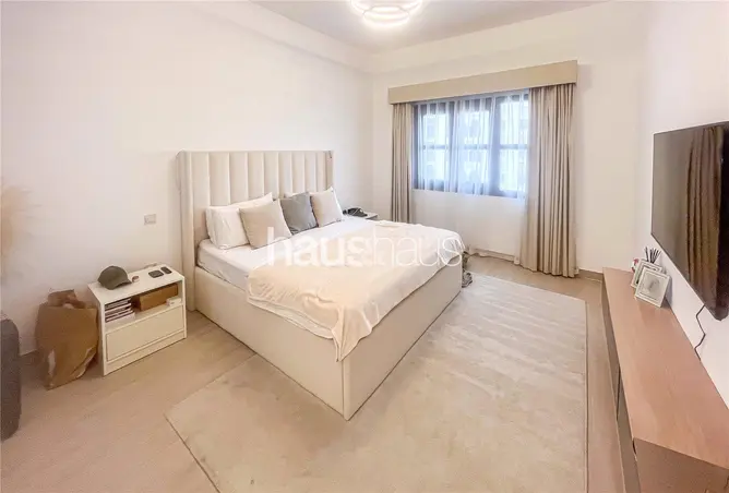 87027633 - Property Image 2