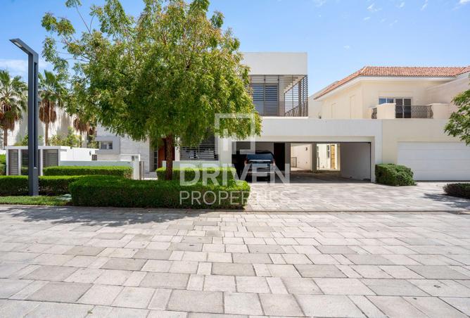 73111412 - Property Image 2