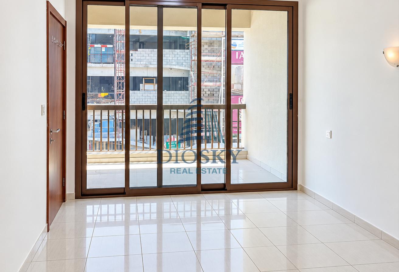 Spacious | Well Maintained | Chiller Free photo 7