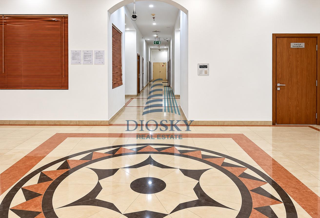 Spacious | Well Maintained | Chiller Free photo 12