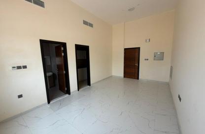 Apartment - Studio - 1 for rent in Al Jurf 3 - Al Jurf - Ajman Apartment - Studio - 1 for rent in Al Jurf 3 - Al Jurf - Ajman