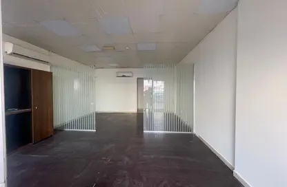 Shop - Studio - 1 Bathroom for sale in Building Y24 - England Cluster - International City - Dubai