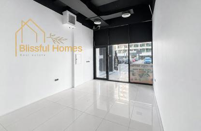 Retail - Studio for rent in Azizi Riviera 24 - Azizi Riviera - Meydan One - Meydan - Dubai